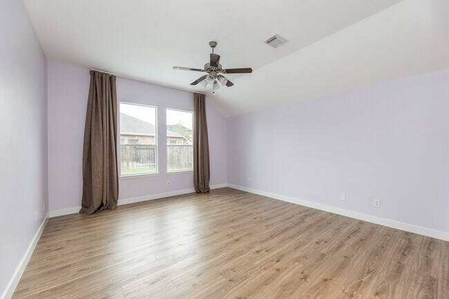 Building Photo - 8819 Rocky Knoll Ln