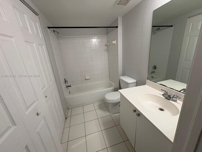 Building Photo - 15410 SW 284th St