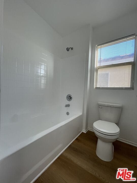 Building Photo - 121 Cancion Way