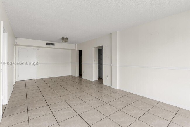 Building Photo - 6701 NW 169th St