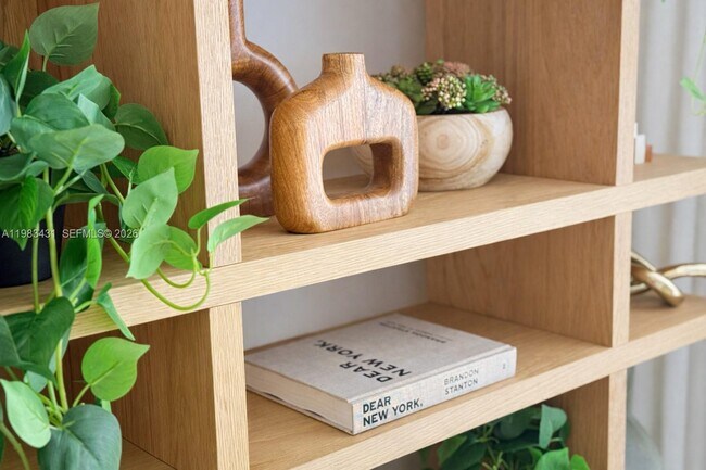 Building Photo - 2301 Collins Ave