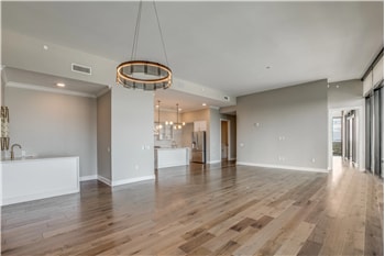 Building Photo - 9758 Katy Fwy