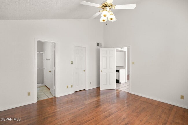 Building Photo - 4612 Loma Grande Dr