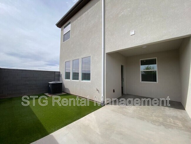 Building Photo - 4381 W 1200 S
