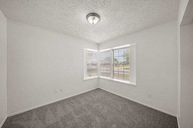 Building Photo - 20614 Park Row Blvd