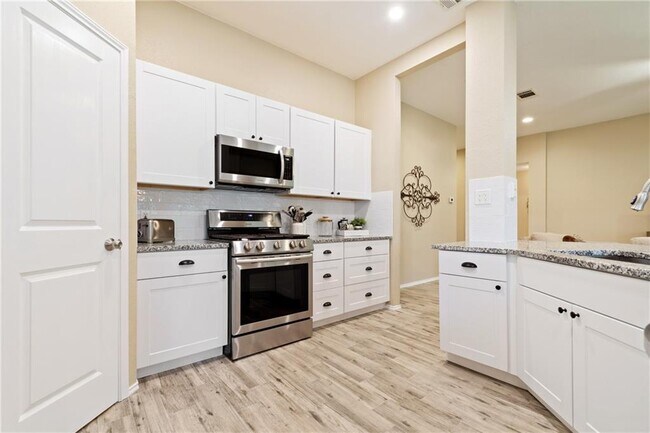 Building Photo - 16708 Chamonix Terrace