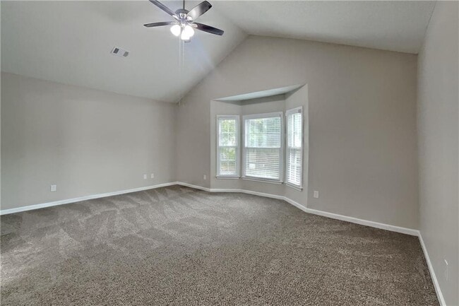 Building Photo - 2960 Binghampton Ln