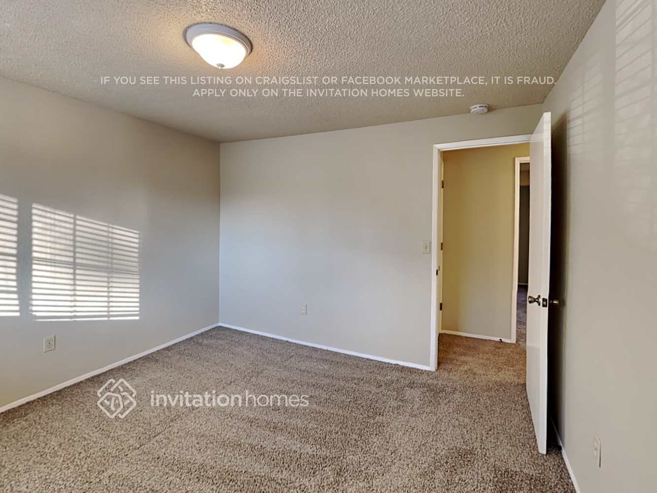 Building Photo - 605 187th St E