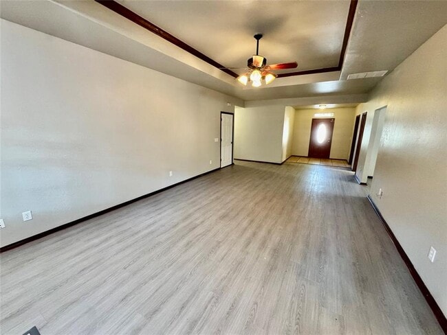 Building Photo - 409 Sage Brush Rd