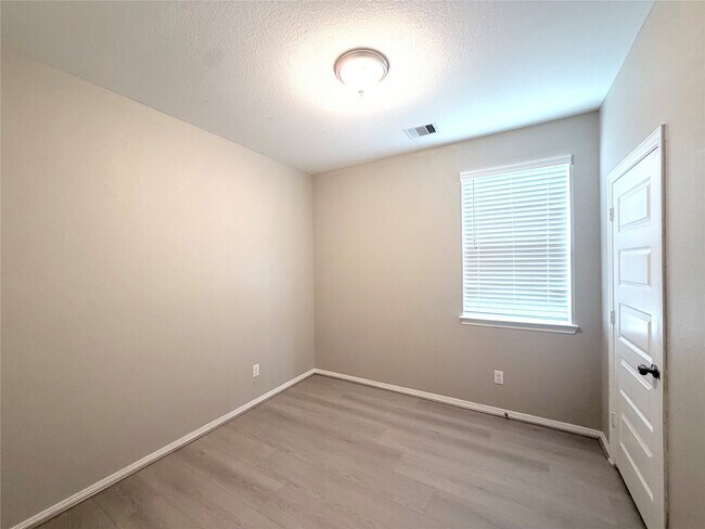 Building Photo - 23011 True Fortune Dr