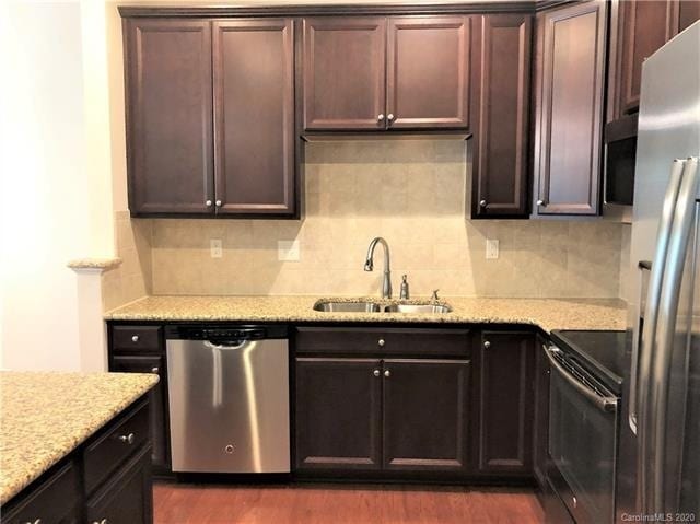Building Photo - 2501 Silverthorn Dr