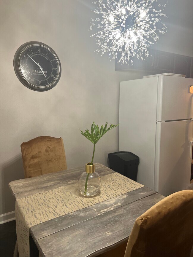 Table - 14008 Chicora Crossing Blvd