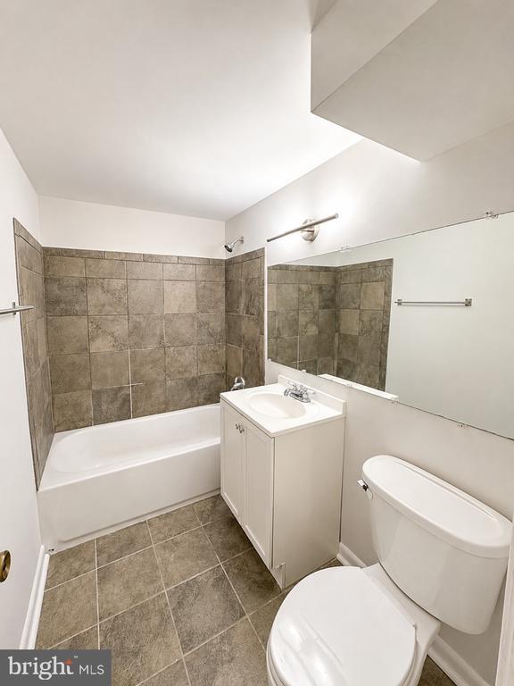 Building Photo - 7521 Spring Lake Dr
