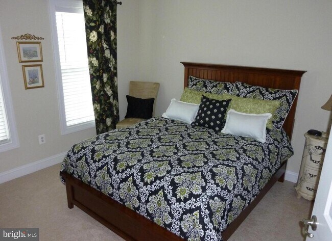 Building Photo - 333 Caldwell Terrace SE