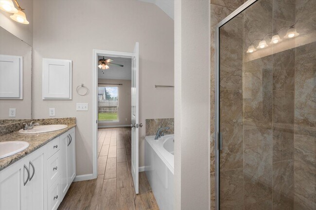 Building Photo - 3075 Positano Loop