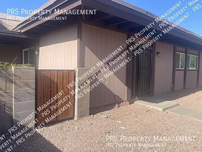 Building Photo - 922 S Acapulco Ln