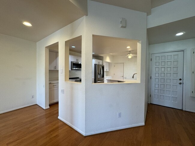 Building Photo - 7272 E Gainey Ranch Rd