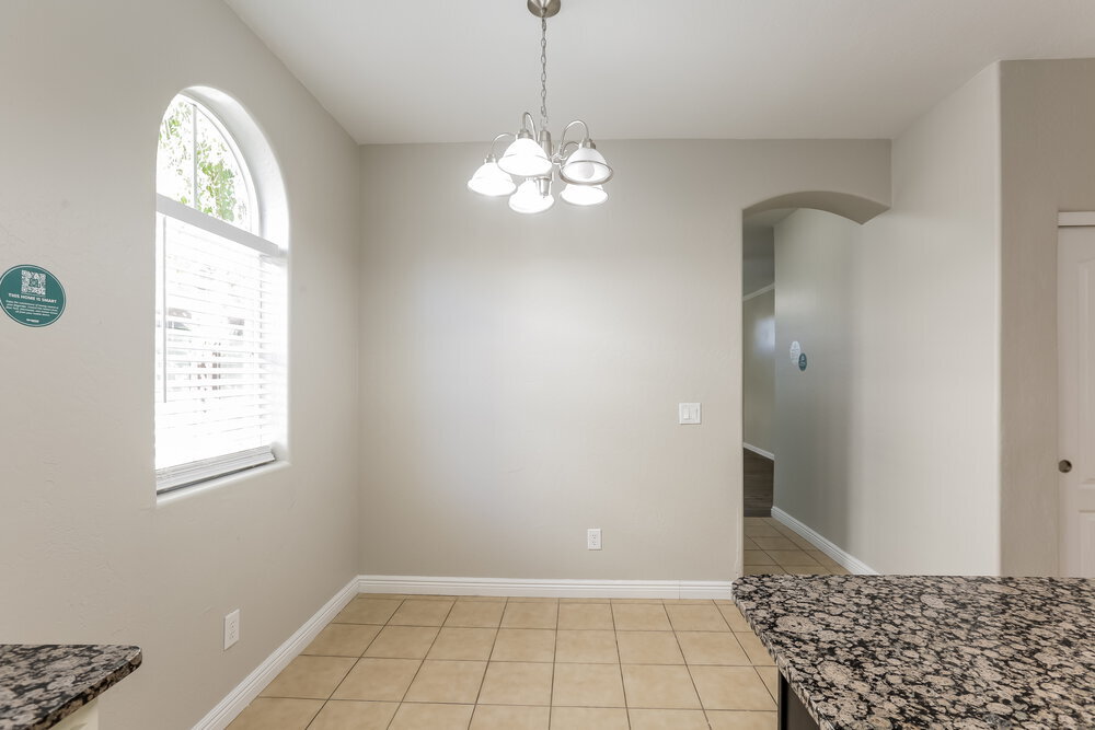 Building Photo - 10260 E Isleta Ave