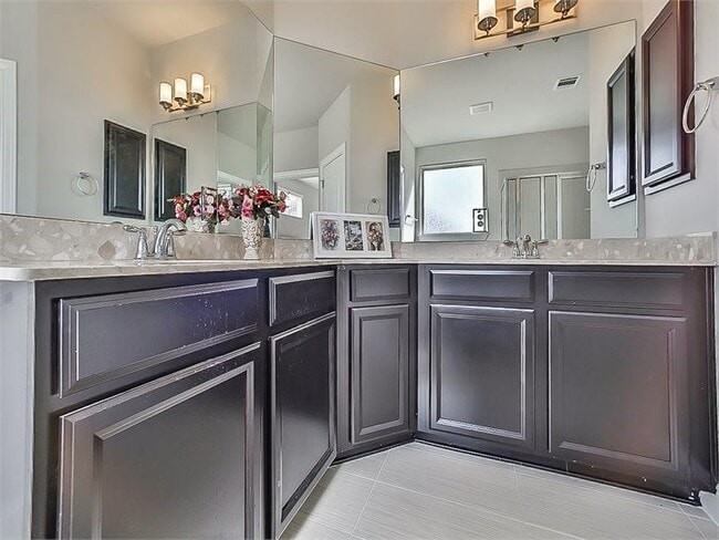 Building Photo - 15601 Cabrillo Way