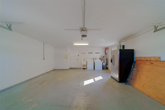 Building Photo - 10451 119th St