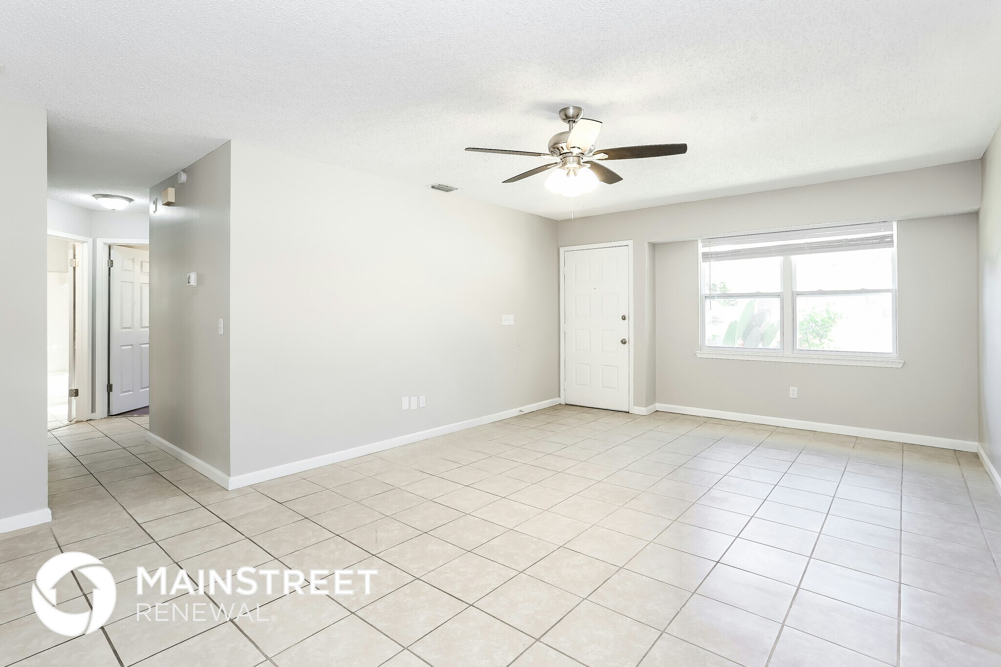 Building Photo - 2065 Chelwood Ct