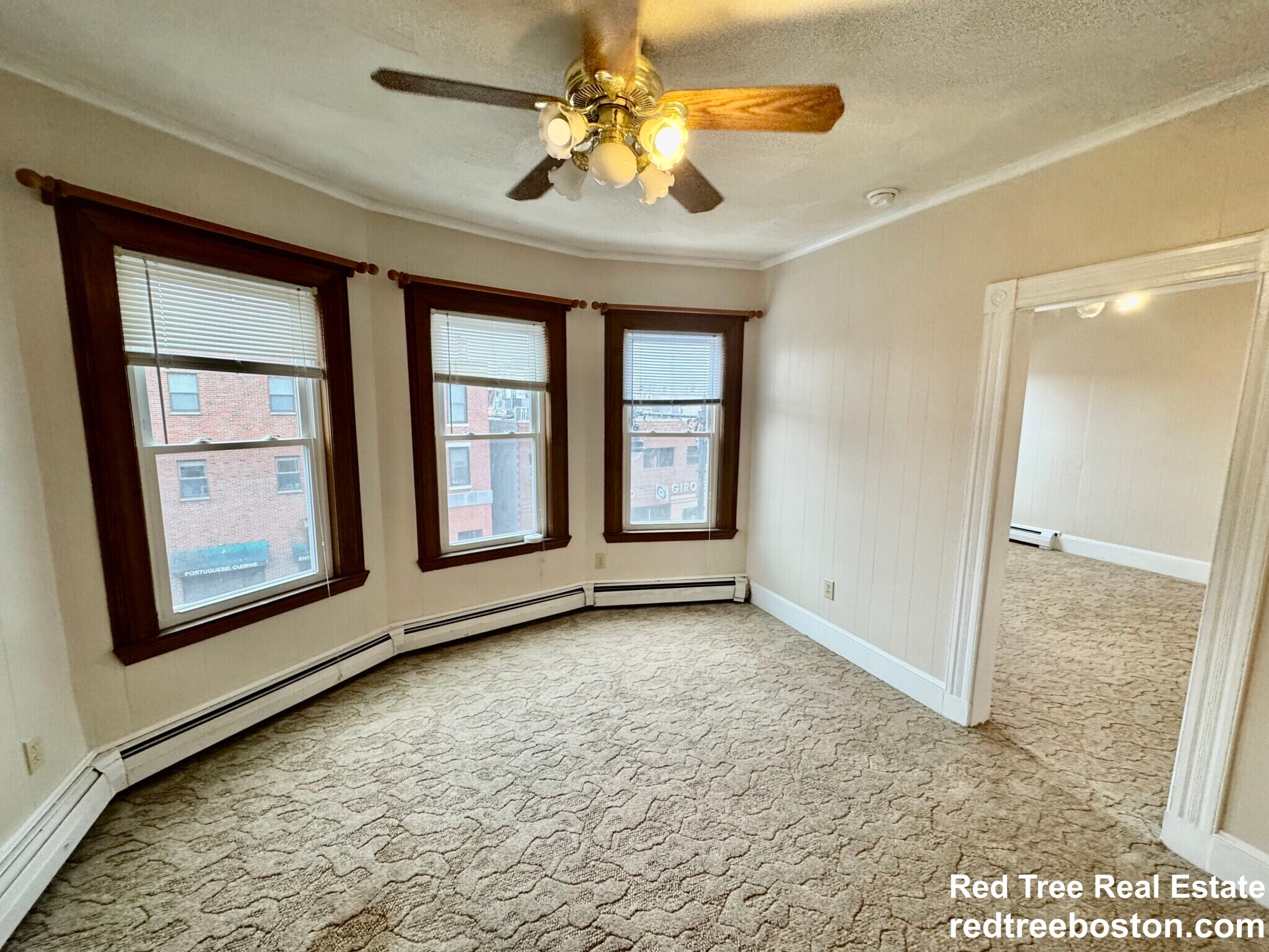 Building Photo - 720 Cambridge St