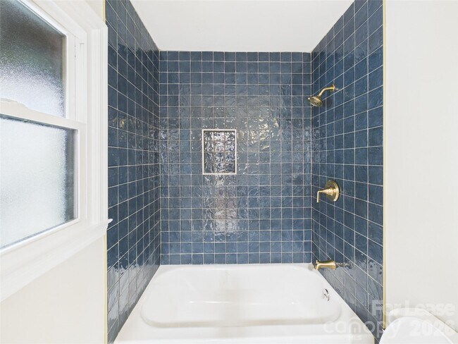 Building Photo - 4012 Belshire Ln