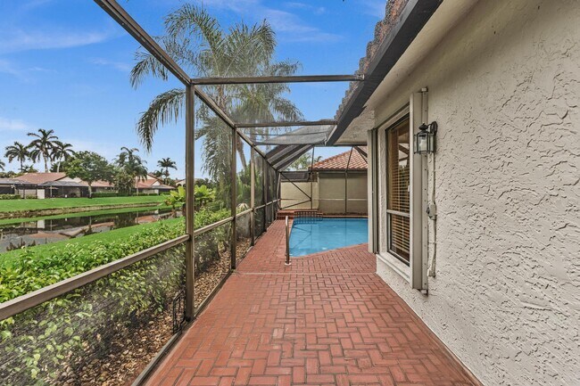 Building Photo - 22595 Esplanada Cir