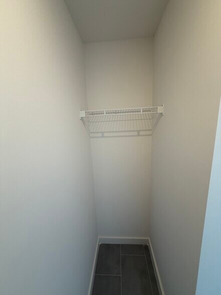 Building Photo - 132 NE 22nd St