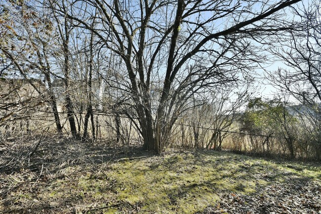 Building Photo - Charming 3-Bedroom Ranch in North Braddock...