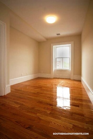 Building Photo - 656 Massachusetts Ave