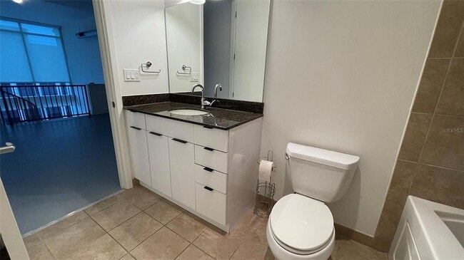 Building Photo - 150 E Robinson St