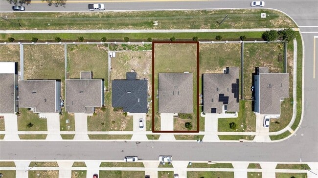 Building Photo - 145 Silver Maple Bend