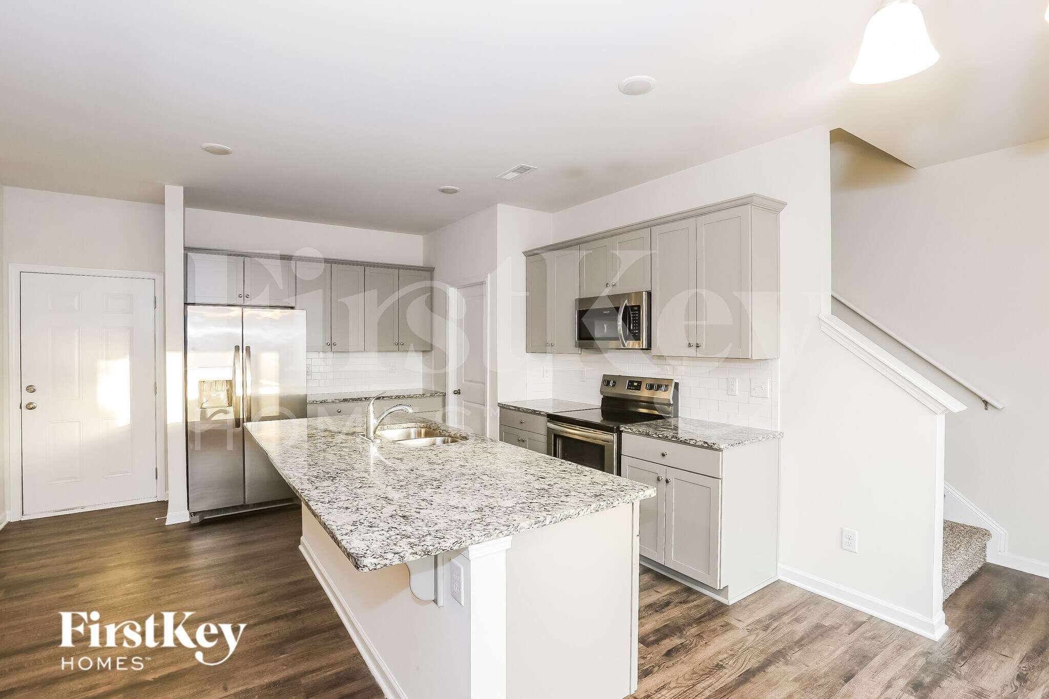 Building Photo - 10717 Rivergate Dr NW
