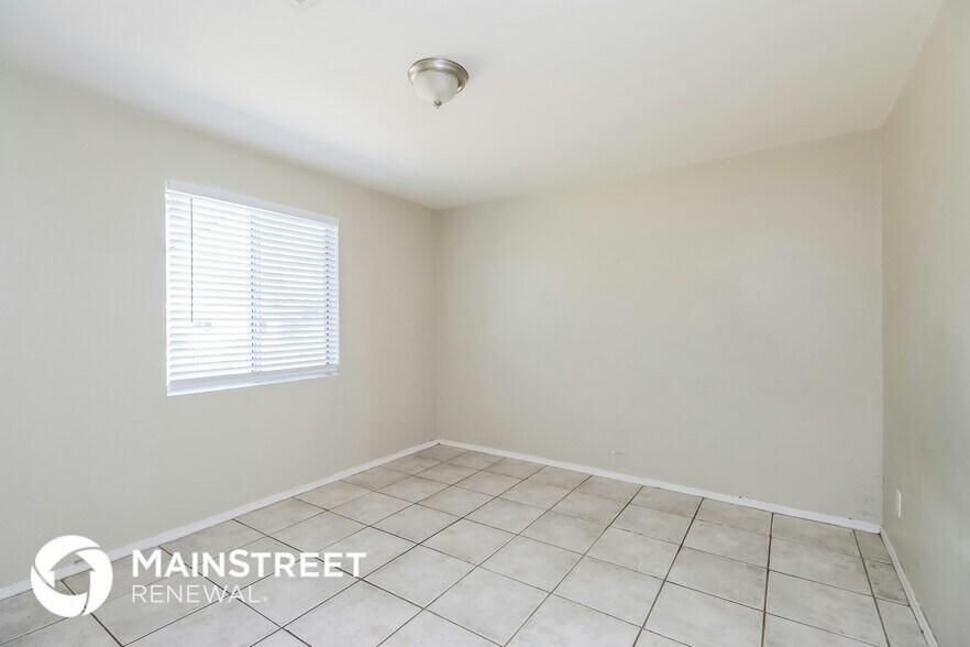 Building Photo - 2235 E Nancy Ln