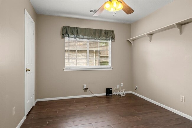 Building Photo - 11307 Travelers Way Cir