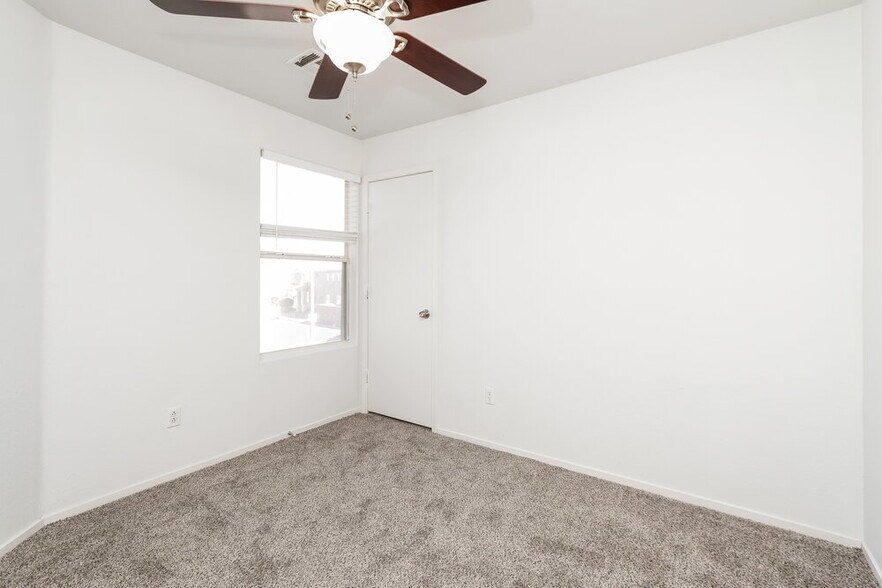 Building Photo - 639 Marlberry Pl