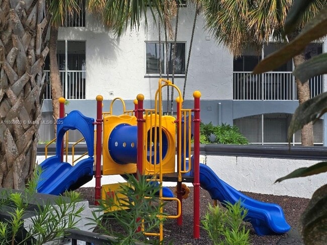Building Photo - 4555 NW 99th Ave