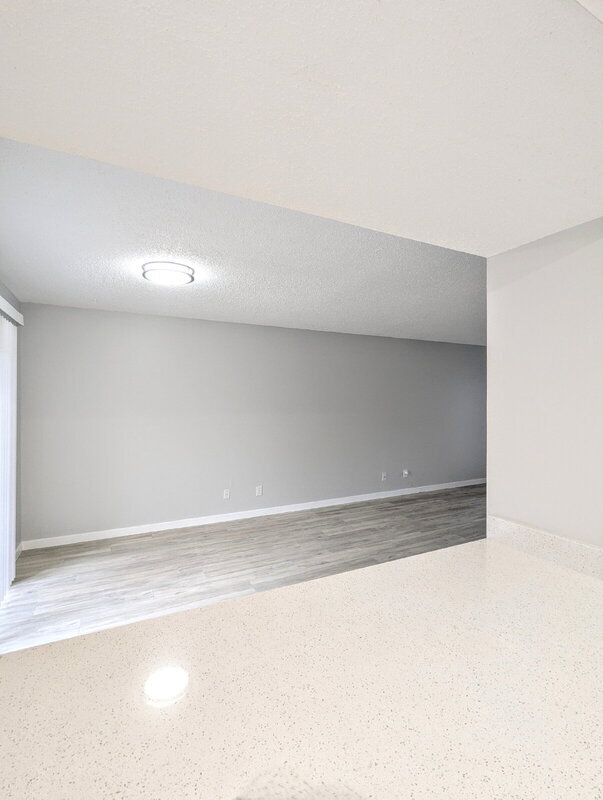 Building Photo - 4001 S Beneva Rd
