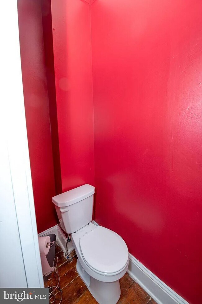 Powder Room - 3803 Sharp St