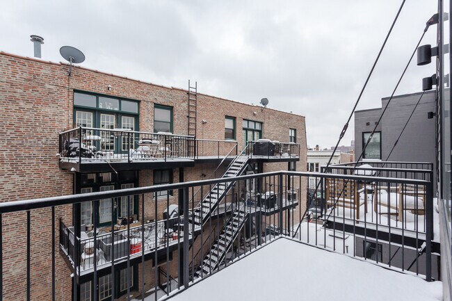 Building Photo - 2111 S Halsted St