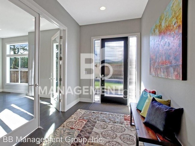 Building Photo - 3 br, 2.5 bath House - 10805 NW Cornell Rd