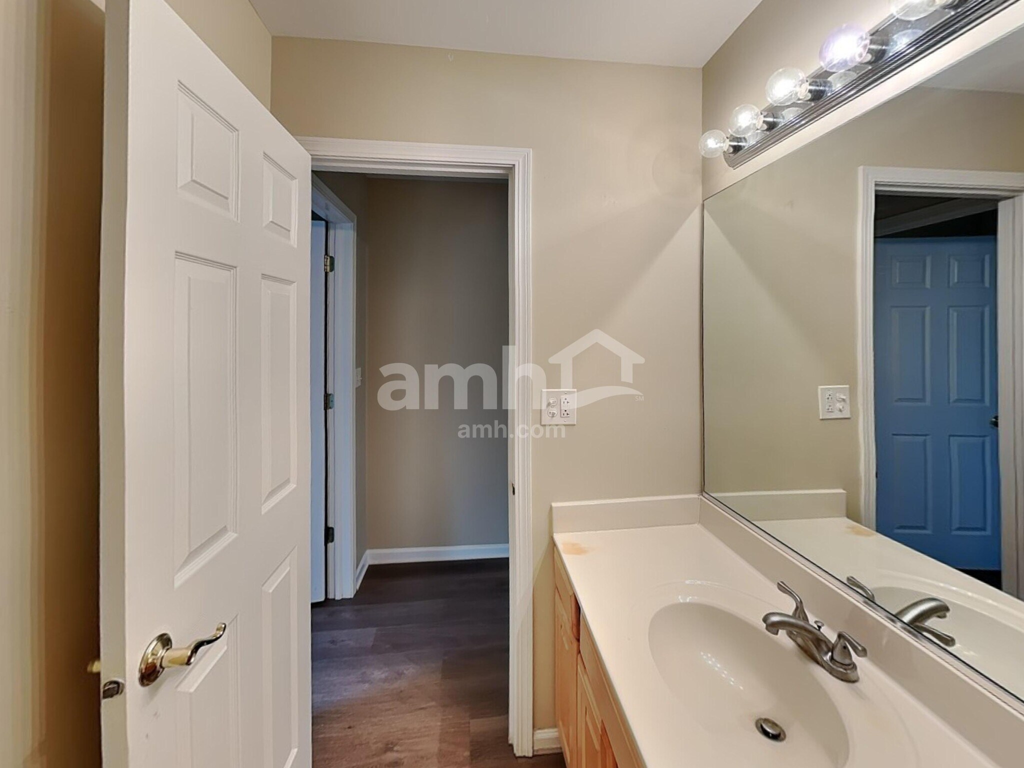 Building Photo - 1844 Courtwright Dr