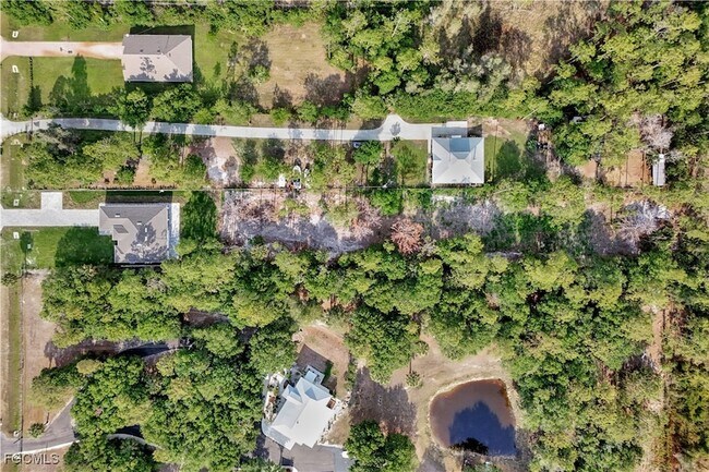 Building Photo - 3366 72nd Ave NE