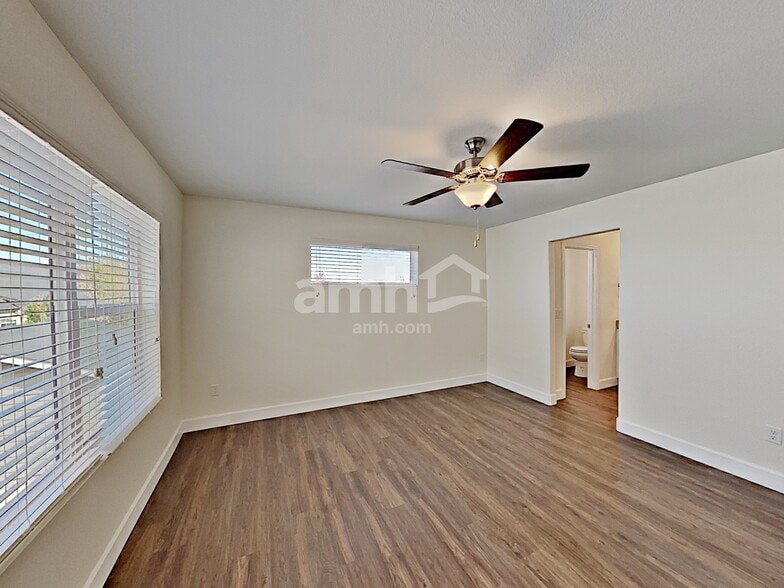 Building Photo - 4465 Crestone Peak St