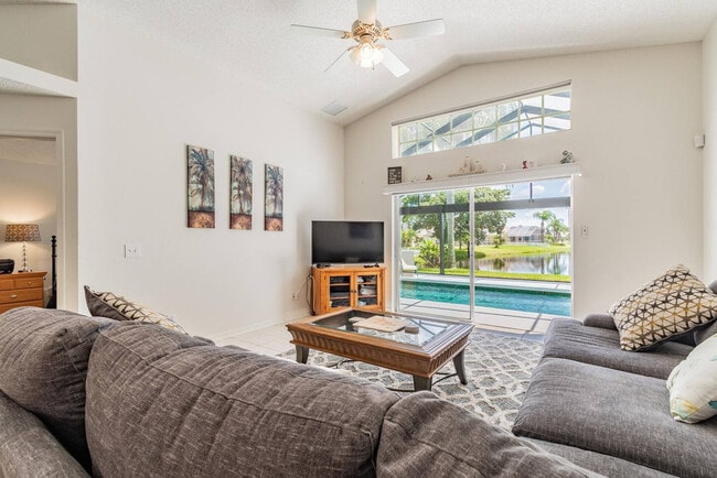Building Photo - 4626 Turtle Bay Terrace