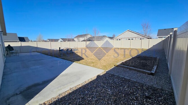 Building Photo - Wonderful Home Near Everything In Nampa!