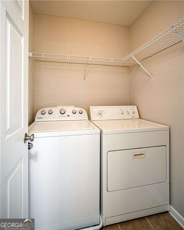 Building Photo - 265 Balaban Cir