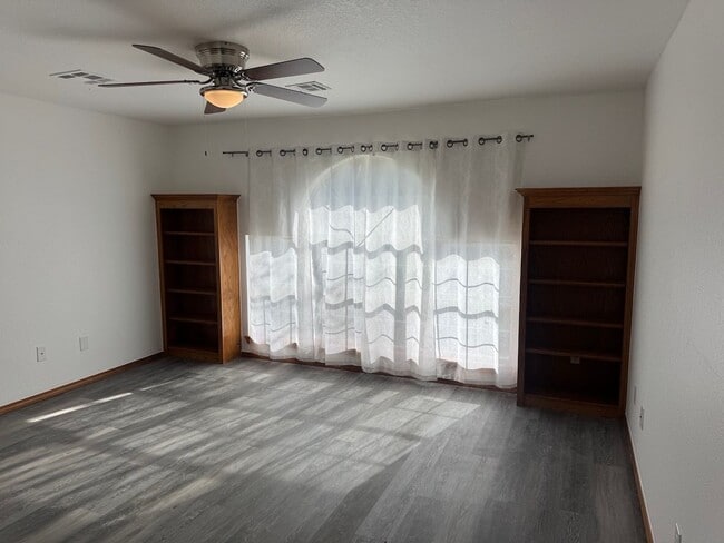 Building Photo - Comfortable Home in Moore