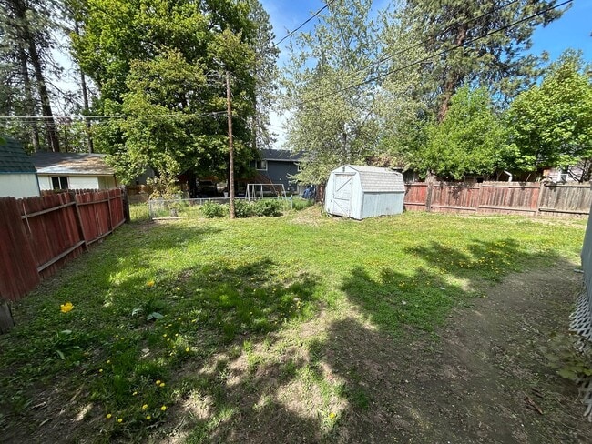 Building Photo - Cute 3 Bed, 1 Bath Home in Sunset Hill!